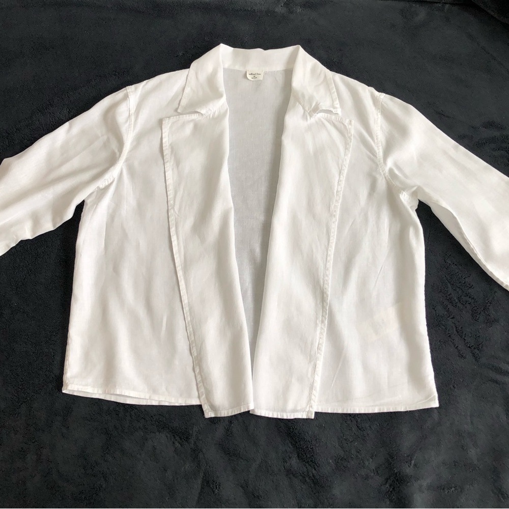 Wilfred White Linen-blend long sleeve shirt